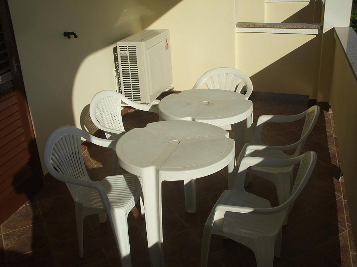 Apartments Piculjan Lopar Ngoại thất bức ảnh