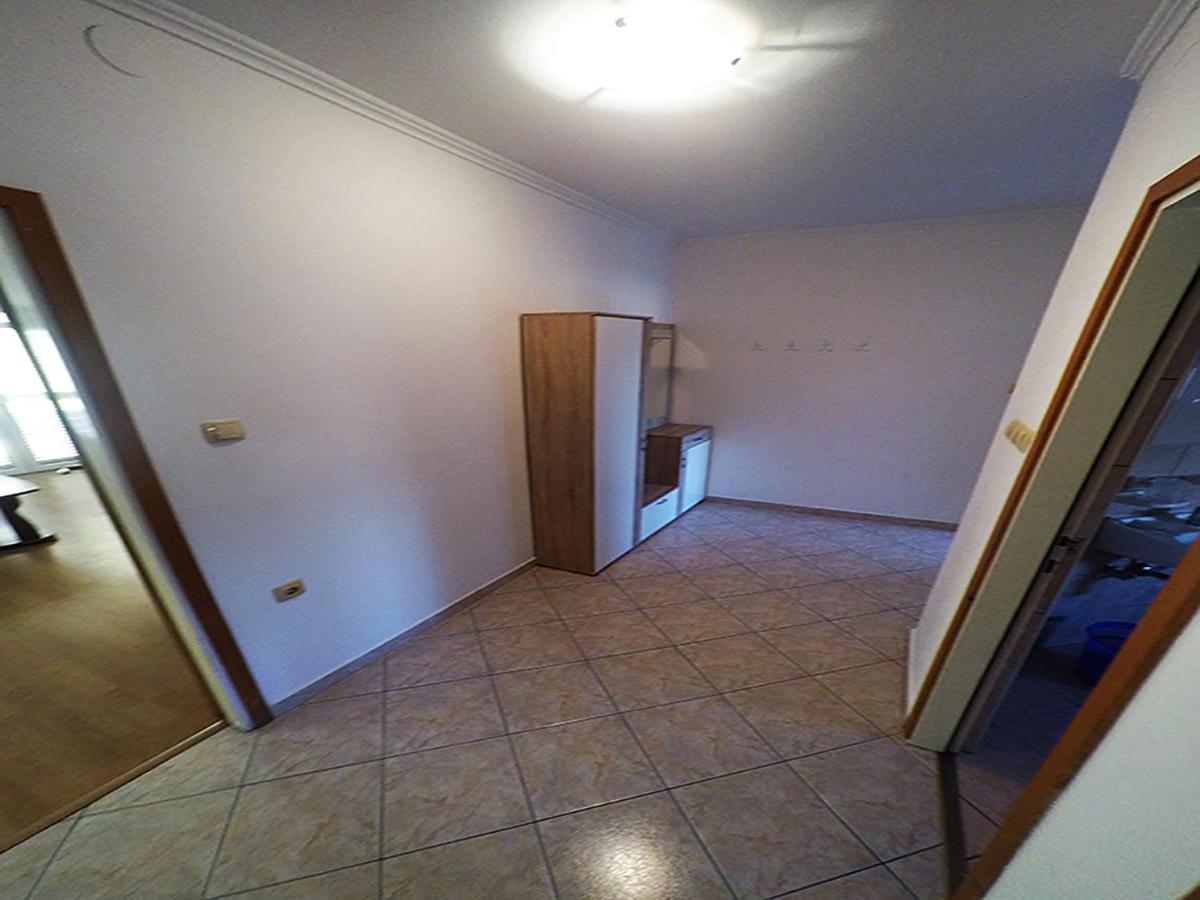 Apartments Piculjan Lopar Ngoại thất bức ảnh