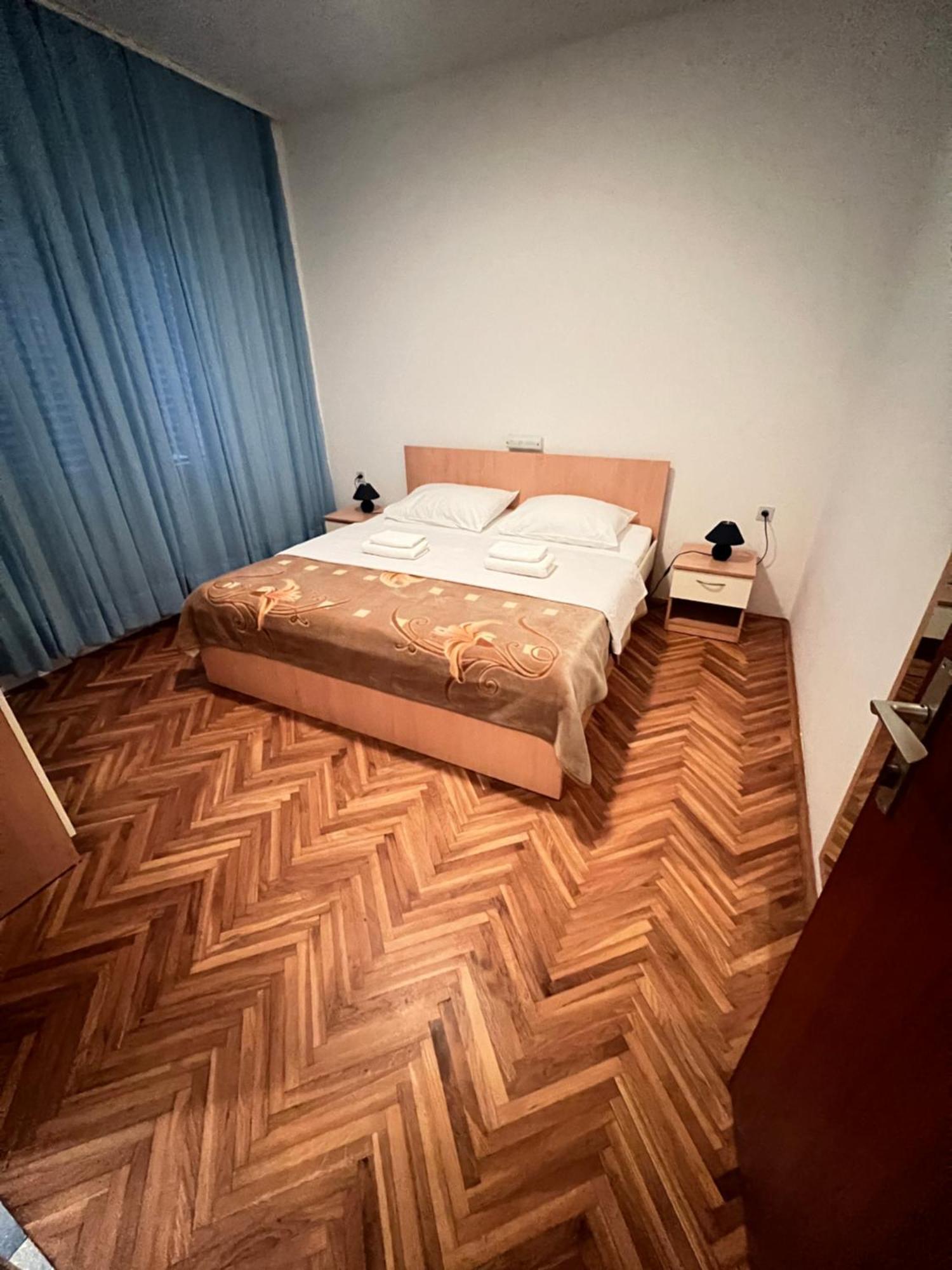 Apartments Piculjan Lopar Ngoại thất bức ảnh