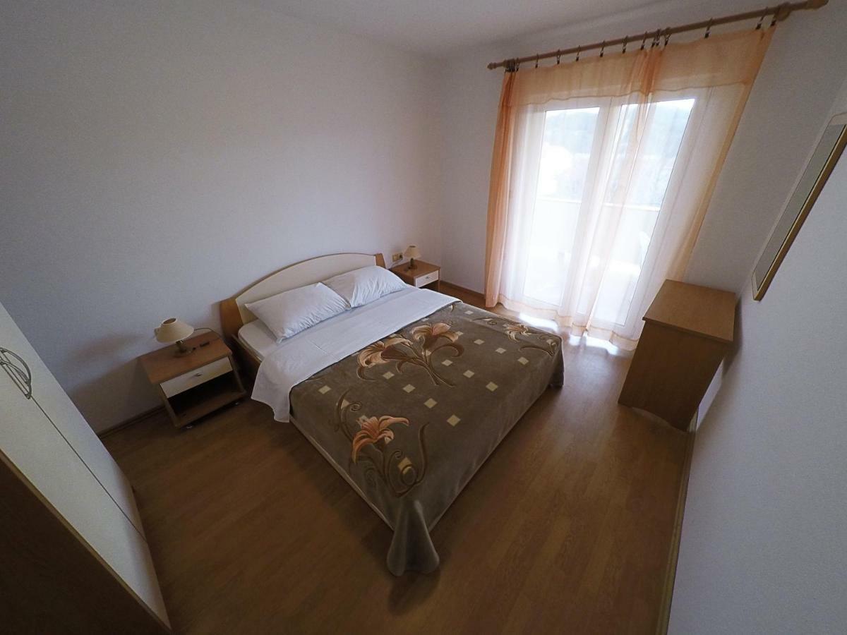 Apartments Piculjan Lopar Ngoại thất bức ảnh