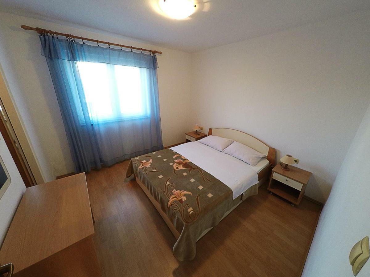 Apartments Piculjan Lopar Ngoại thất bức ảnh